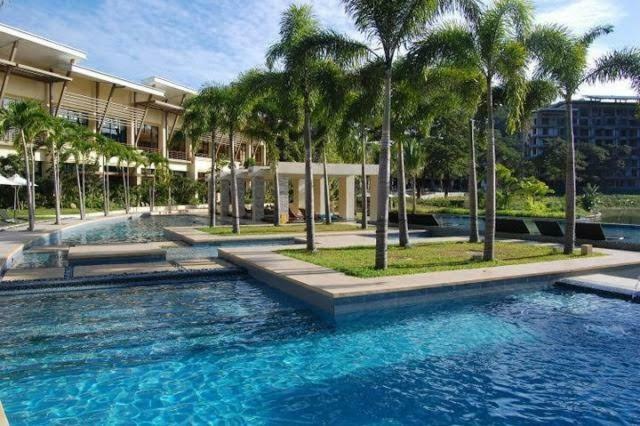 Pico De Loro Resort Condotel Nasugbu Exterior photo